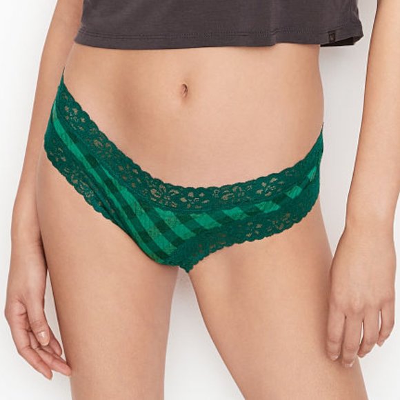 VS Last Pair M Cheeky W/Lace VS Green Plaid Saint St Patrick’s Day March NWT - Picture 3 of 14
